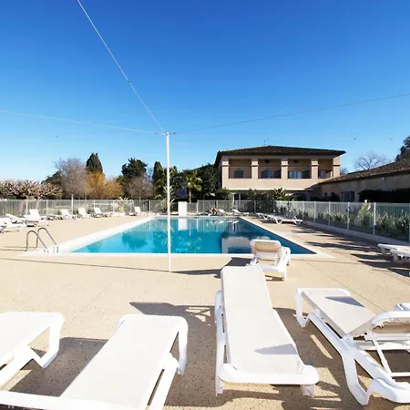 Les De Robinson 17 - Standing Presta Apartment