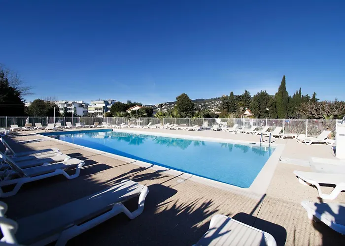 Les De Robinson 17 - Standing Presta